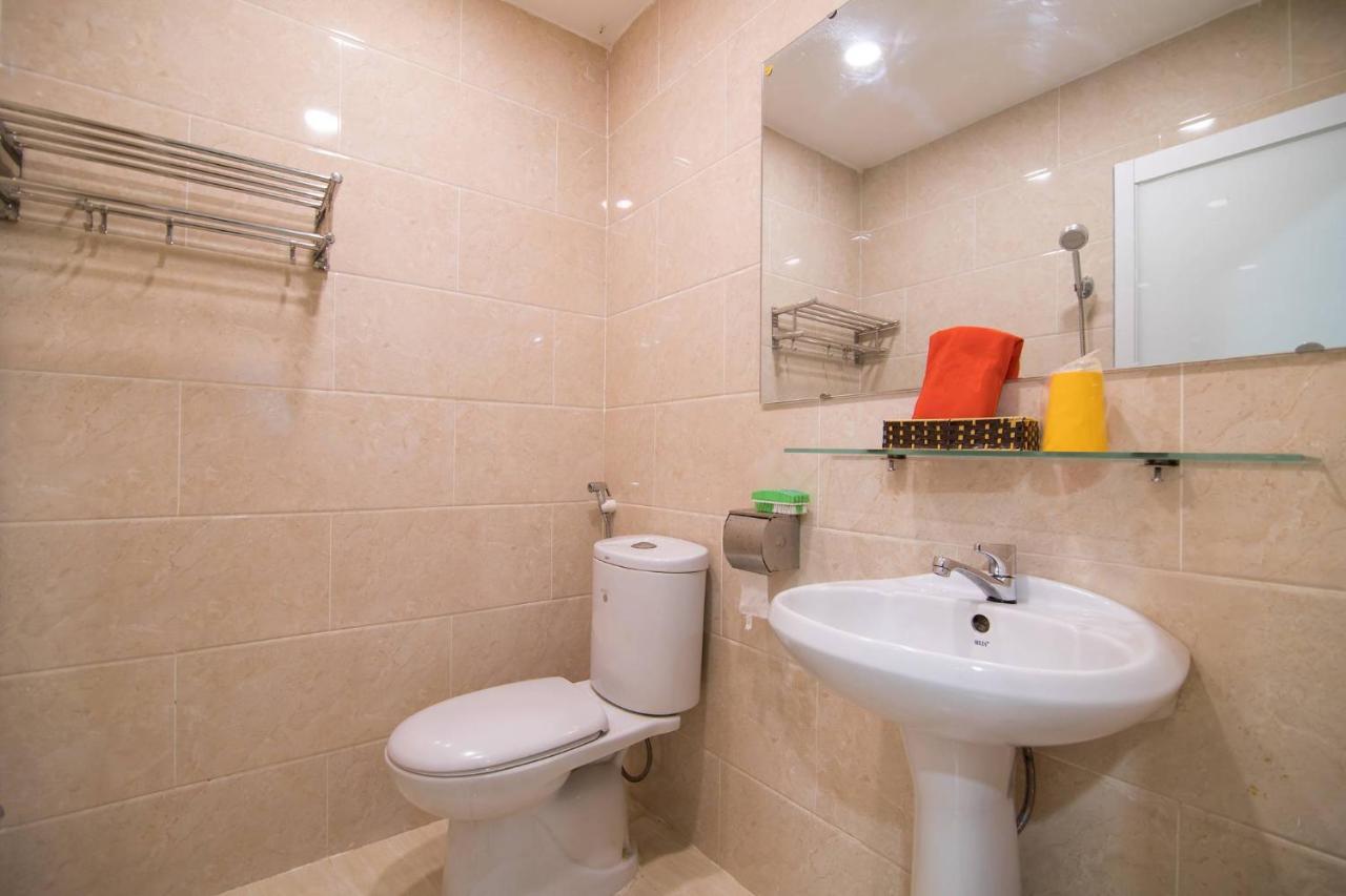 הו צ'י מין סיטי Van Giao Hotel מראה חיצוני תמונה